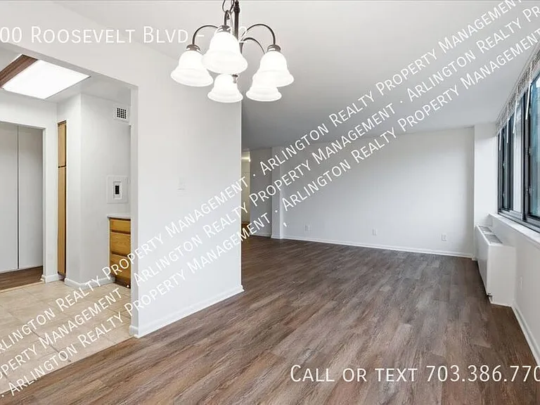 600 Roosevelt Blvd #612 — Photo 8