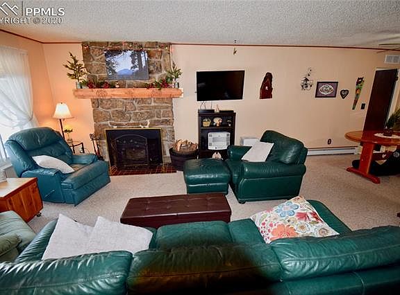 4th image of 320 N Elm St