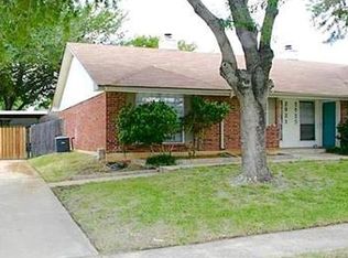 2921 Clover Ln, Euless, TX 76039