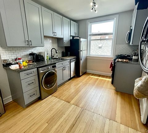 5th image of 4858 N Hermitage Ave #2C