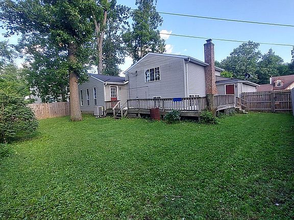 BACKYARD - WRAP PATIO/DECK