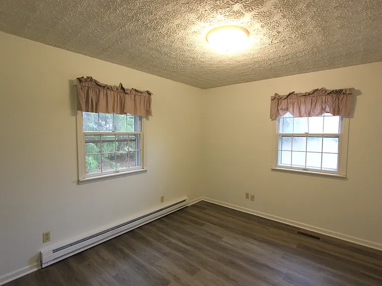 7485 E County Road 400 N — Photo 28