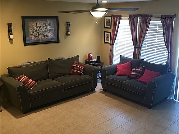 3rd image of 160 Crete Ct