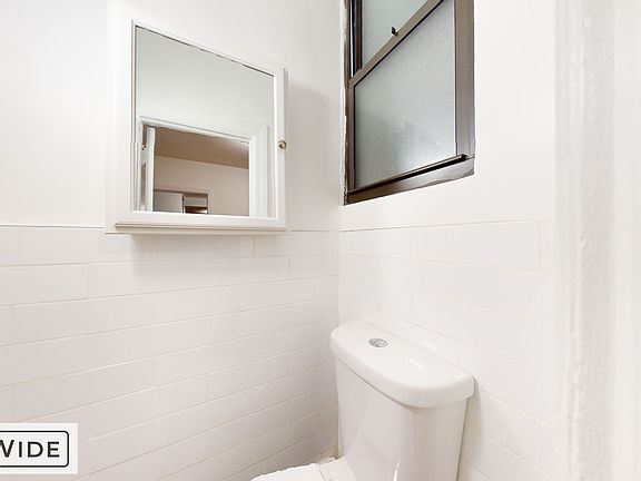 4th image of 224 E 89th St APT 9