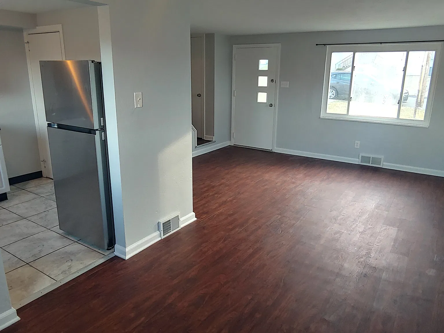 2 bed, 950 sqft, $1,025 — Photo 3