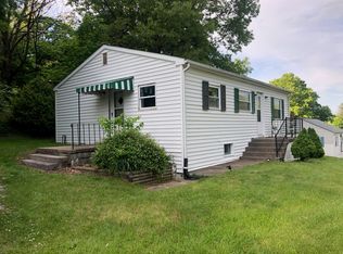 3229 E Cumberland Rd, Bluefield, WV 24701