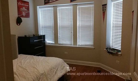 5th image of 6505 N Claremont Ave #Gdn