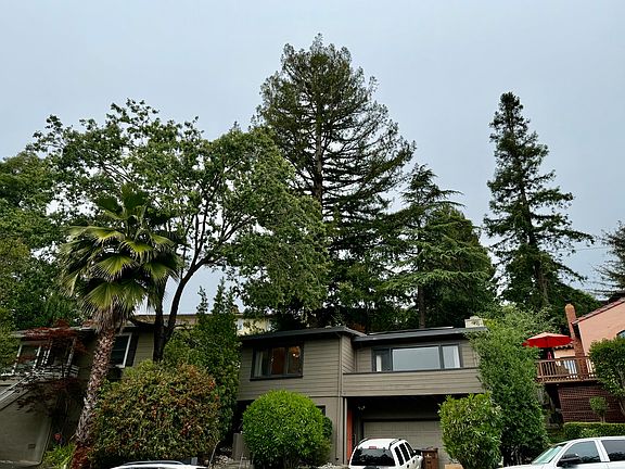 5th image of 215 Santa Margarita Dr