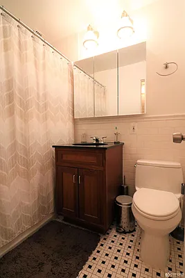 Rented by Oxford Property Group | media 7