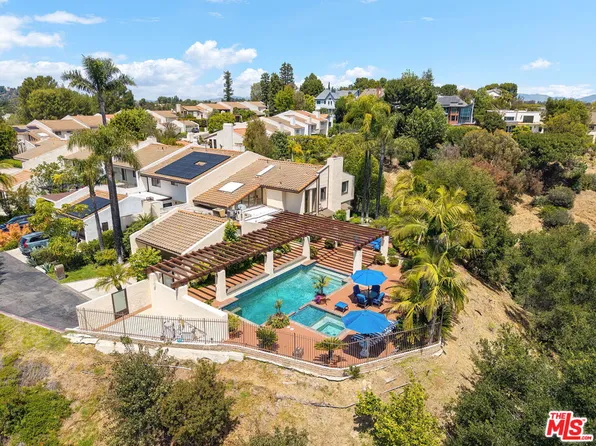 2528 Angelo Dr, Los Angeles, CA 90077