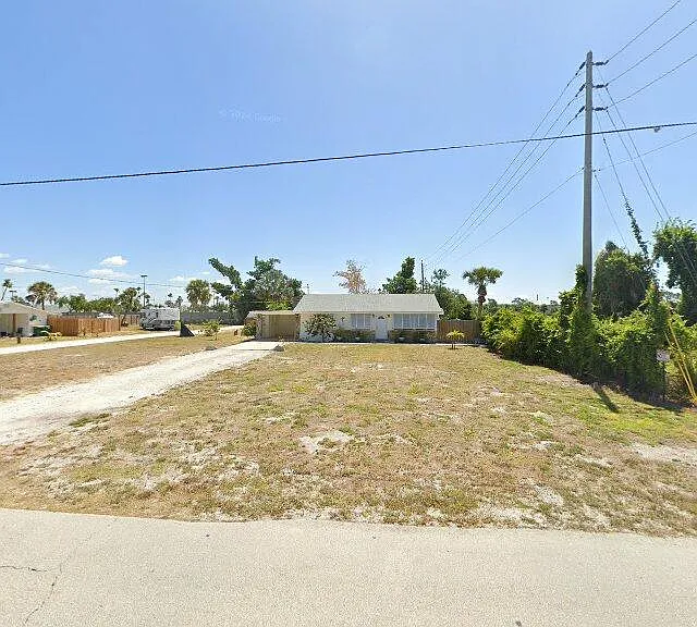 1495 New Point Comfort Rd — Photo 1