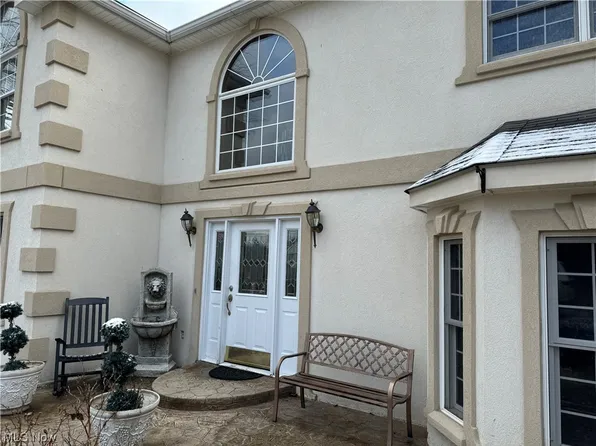 50354 Hemingway Dr, Saint Clairsville, OH 43950