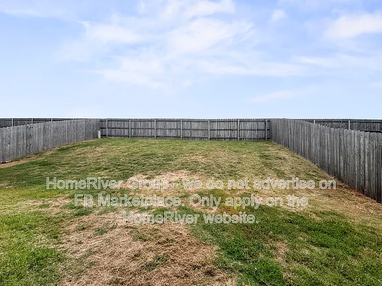 9613 Laredo Ln — Photo 16