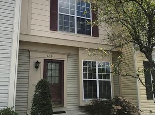 3027 Hutumn Ct, Herndon, VA 20171