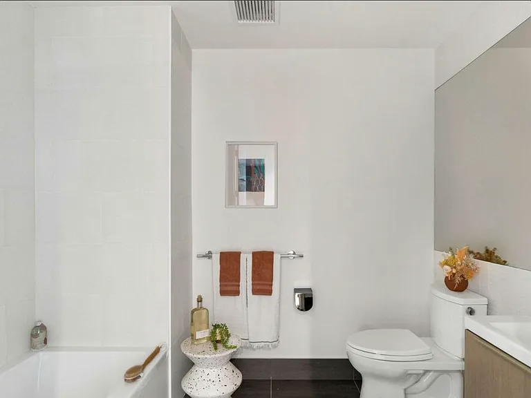 889 Francisco St #1702 — Photo 7