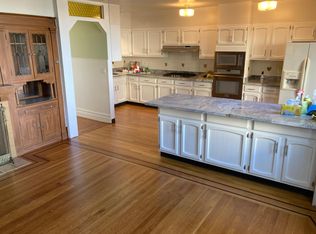 1954 Leavenworth St, San Francisco, CA 94133
