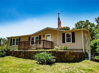 2700 N Elsea Smith Rd, Buckner, MO 64016