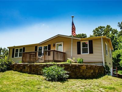 2700 N Elsea Smith Rd, Buckner, MO, 64016