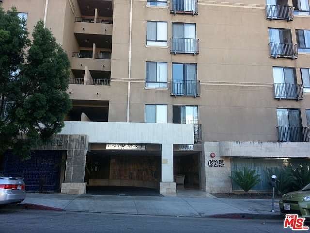 1st image of 625 S Berendo St #601