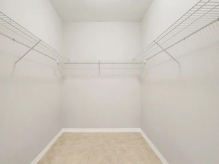 2291 NW 16th Ter #2291 — Photo 14