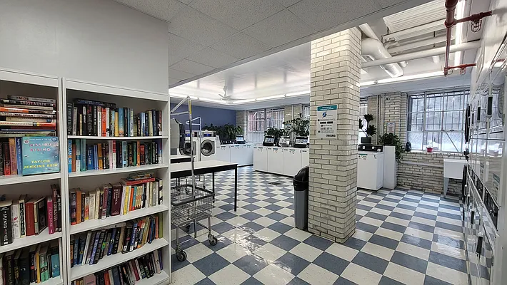 Sold by Domus Realty | media 20