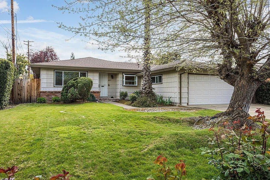 1st image of 803 Clina Way