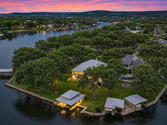 4th image of 311 River Ranch Rd