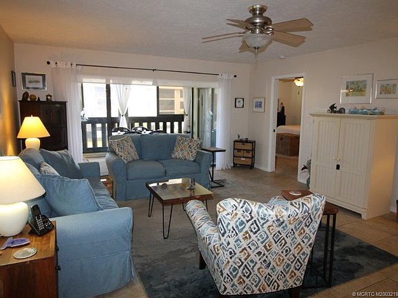 5th image of 162 SE Saint Lucie Blvd APT 301B