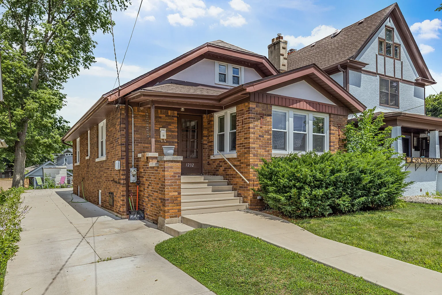 1232 Camp Ave photo 1