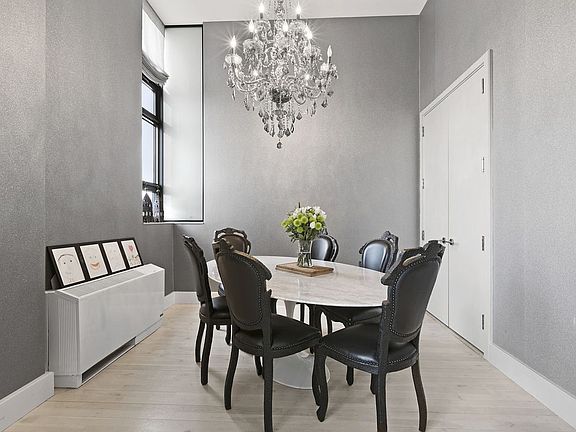 5th image of 360 Furman St #636/637