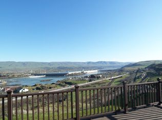 383 Summit Ridge Dr, The Dalles, OR 97058