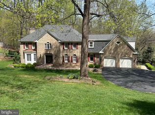 5828 Hunton Wood Dr, Broad Run, VA