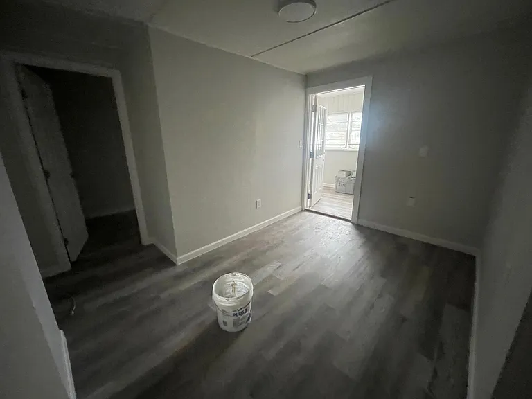 525 New Berlin Rd — Photo 19