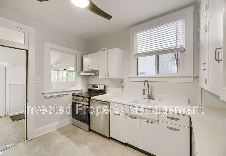 632 S Grant St — Photo 6