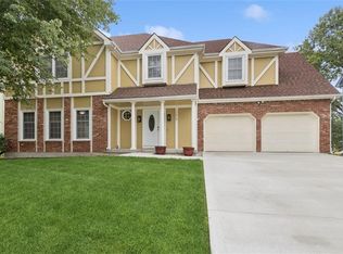 7815 N Olive St, Gladstone, MO 64118