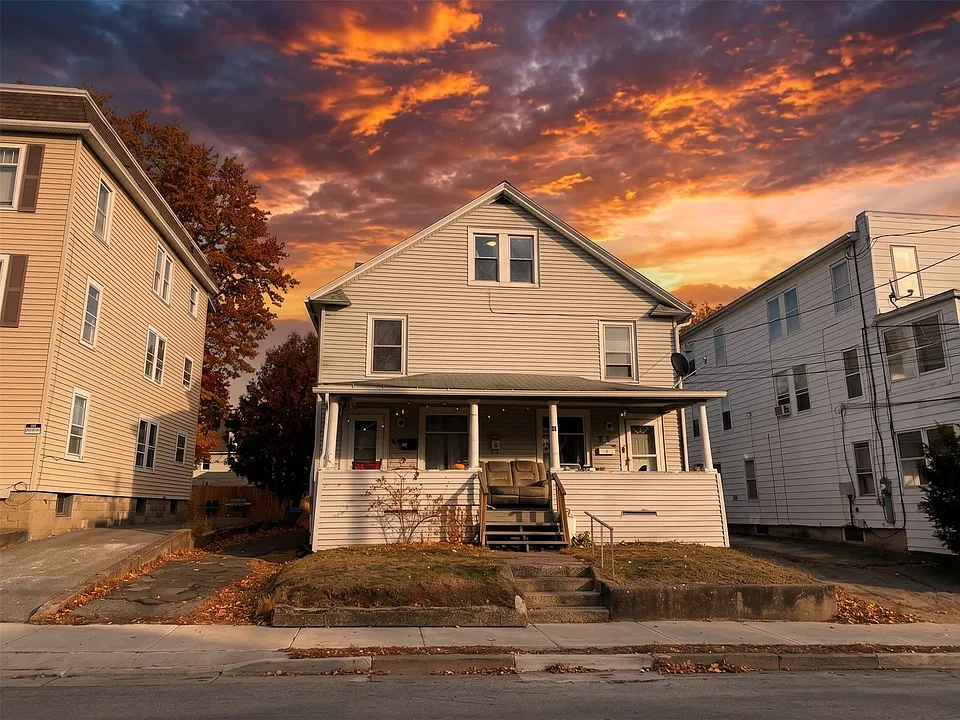 71 Crocker Ave #3