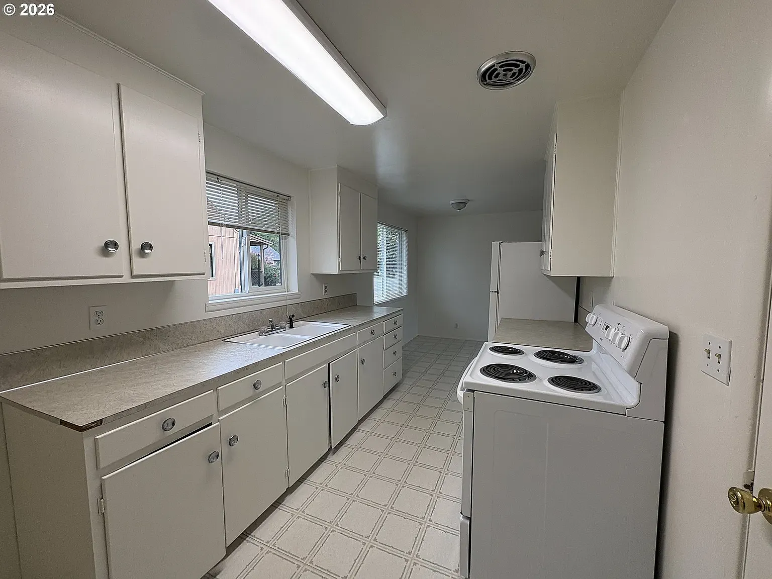 2 bed, 824 sqft, $1,500 — Photo 4