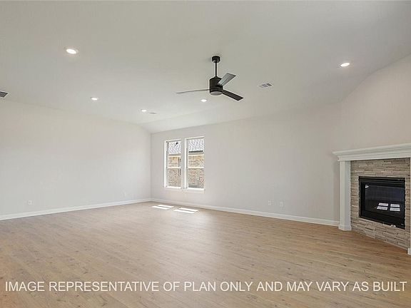 3rd image of 4325 Erika Ct