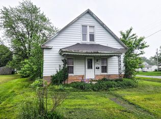 709 Abba St, Gillespie, IL 62033