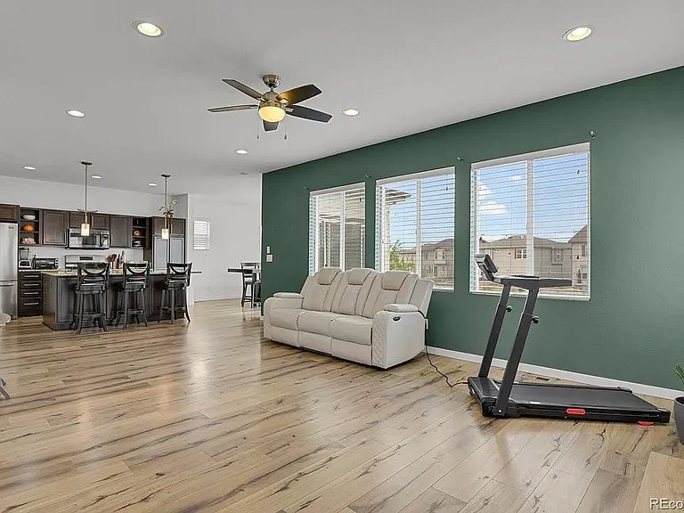 11081 Richfield Cir — Photo 8