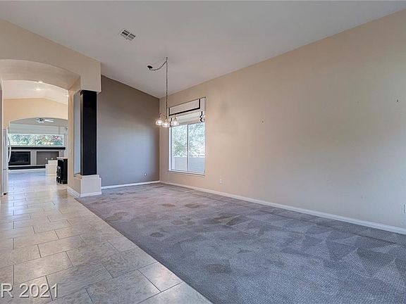 5th image of 97 Ancient Hills Ln