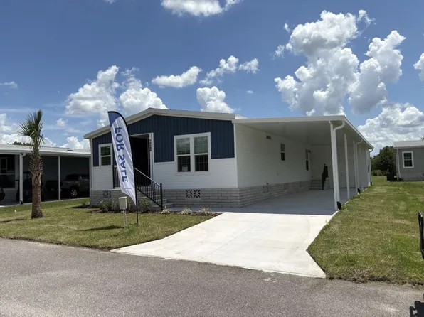 34801 Minnow Ln #784, Zephyrhills, FL 33541