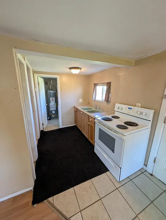 1144 N 8th Street — Photo 3