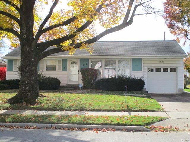 1st image of 1070 Lindsay Ln