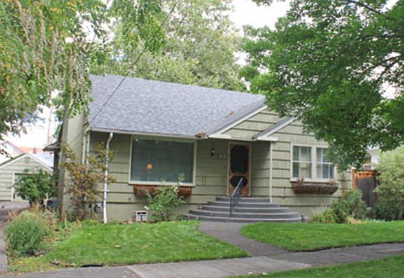 2nd image of 621 Washington St