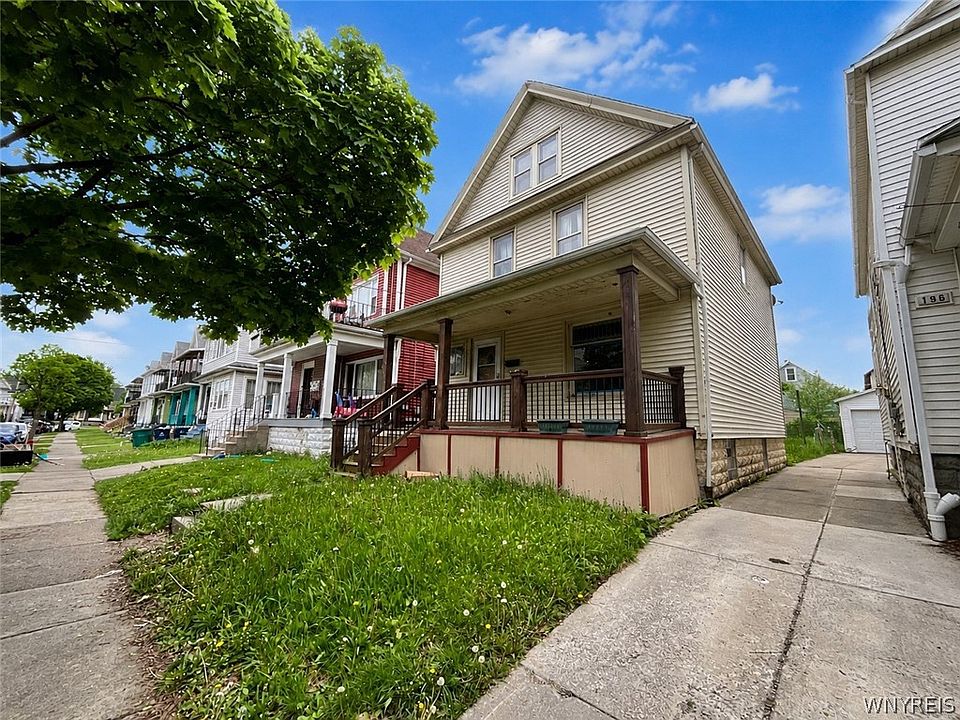 2nd image of 192 Laird Ave