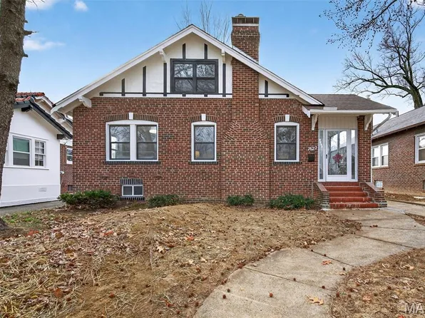 7622 Springdale Dr, Saint Louis, MO 63121