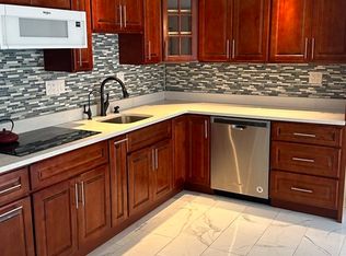 77 Colonel Bell Dr APT 1, Brockton, MA 02301