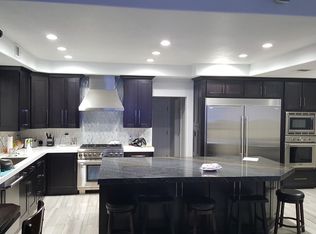 395 Kachina Cir, Las Vegas, NV 89123