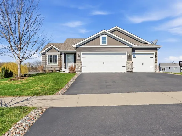 933 Aspen Cir, Watertown, MN 55388